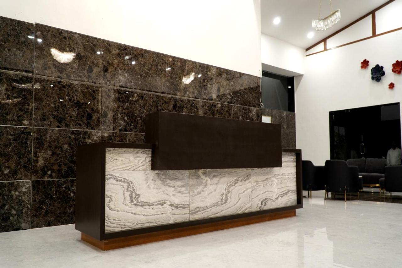 Shanti Resorts Valsad Εξωτερικό φωτογραφία